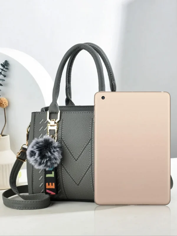 Fashionable large capacity embroidered crossbody bag for women