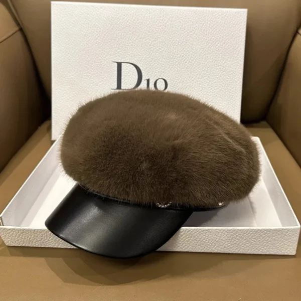 S2051fa21dae84bfb9a21e54dfde74032r.webp Vintage Mink Fur Beret Women Luxury Versatile Artist Hat.